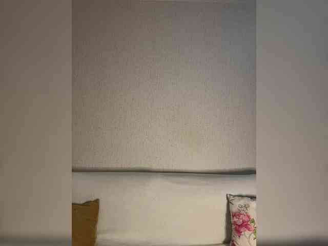 SuggarAnn webcam