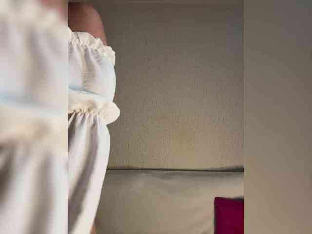 SuggarAnn webcam