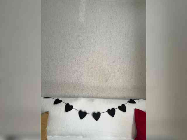 SuggarAnn webcam