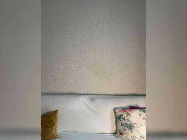 SuggarAnn webcam