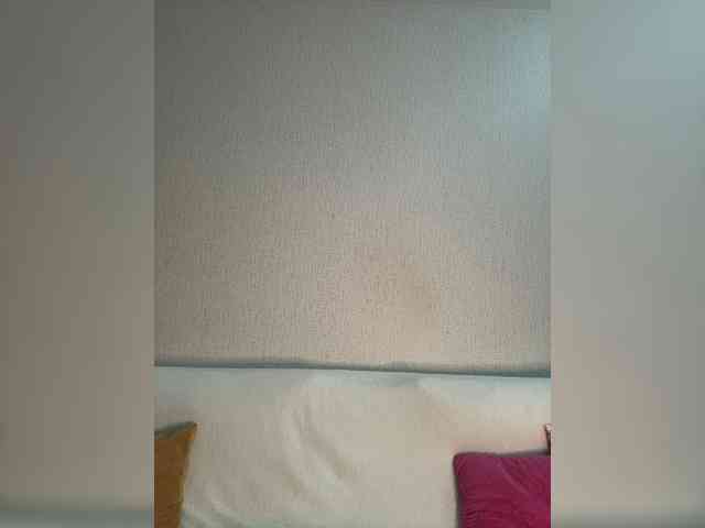 SuggarAnn webcam