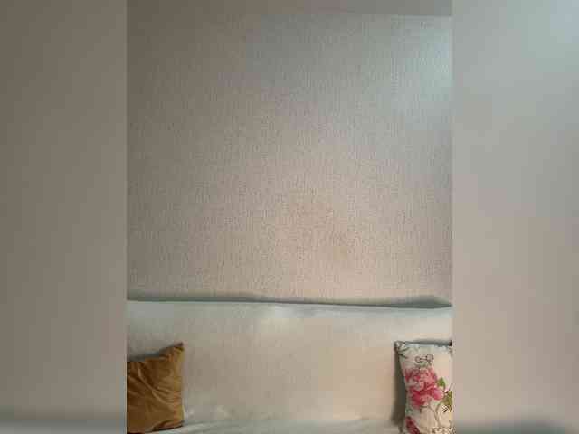 SuggarAnn webcam