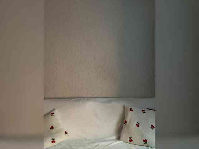 SuggarAnn webcam