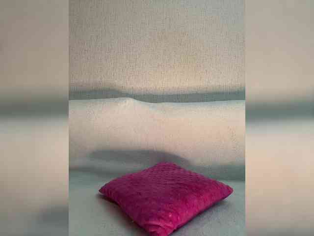 SuggarAnn webcam