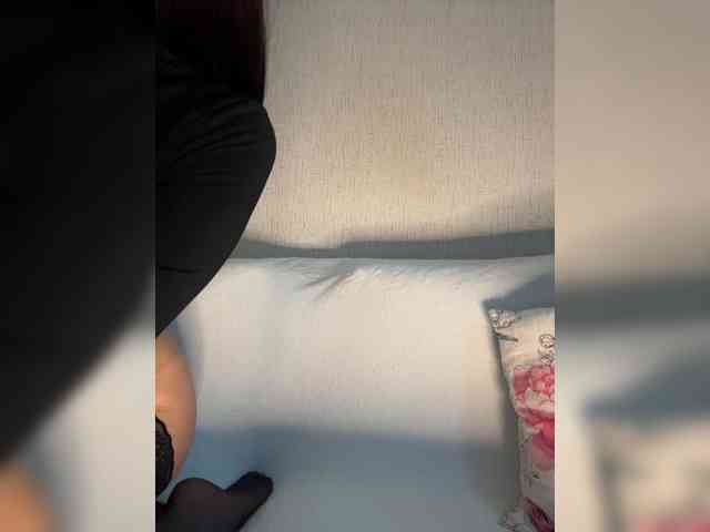 SuggarAnn webcam