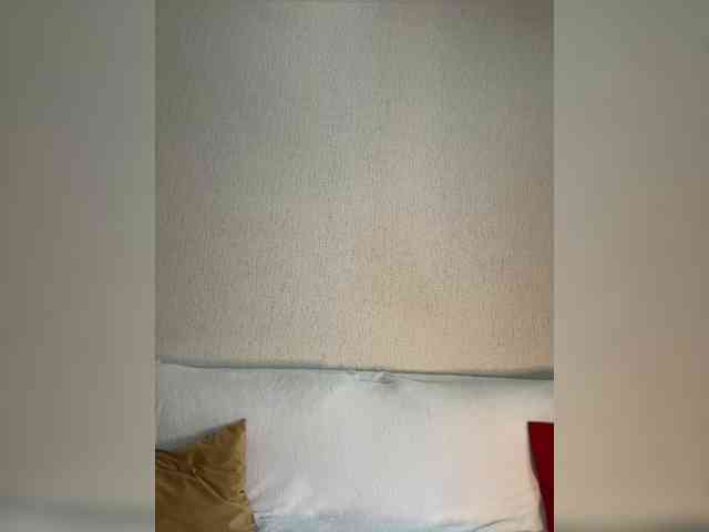 SuggarAnn webcam