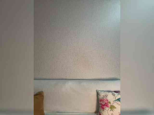 SuggarAnn webcam