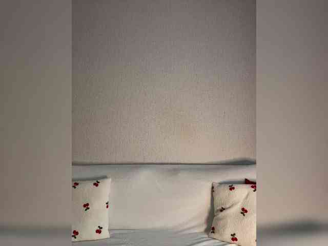 SuggarAnn webcam