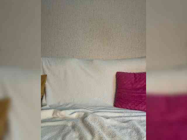 SuggarAnn webcam