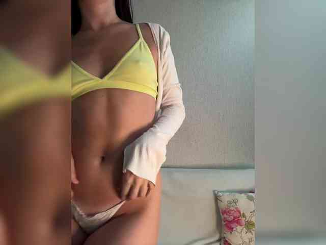 SuggarAnn webcam