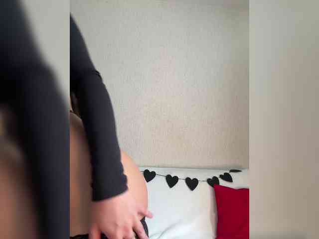 SuggarAnn webcam