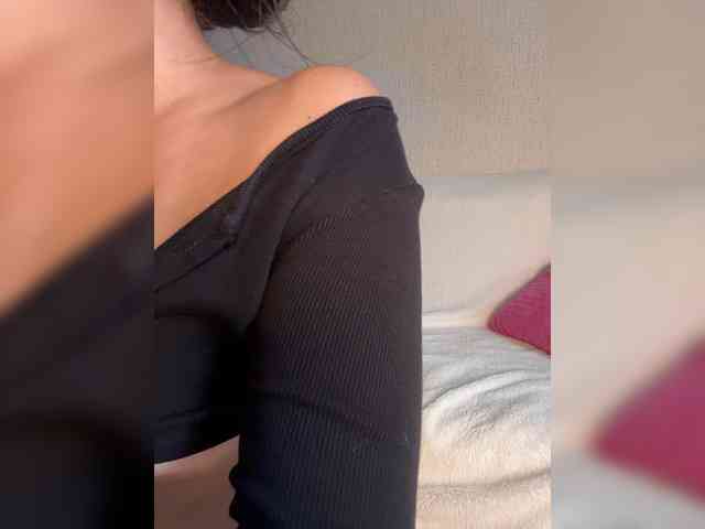 SuggarAnn webcam