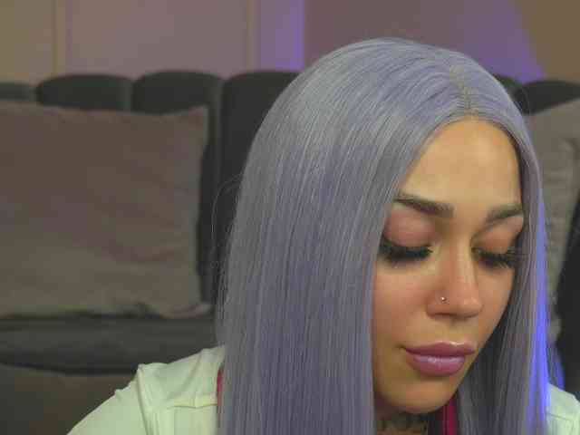 JuliaFoxxy webcam