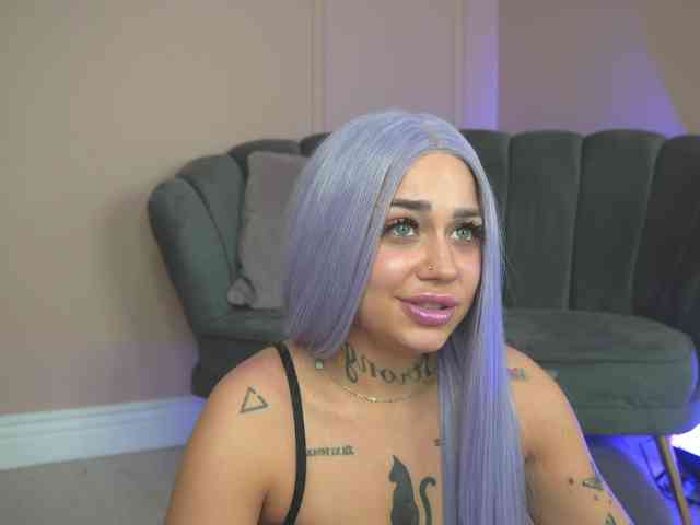 JuliaFoxxy webcam
