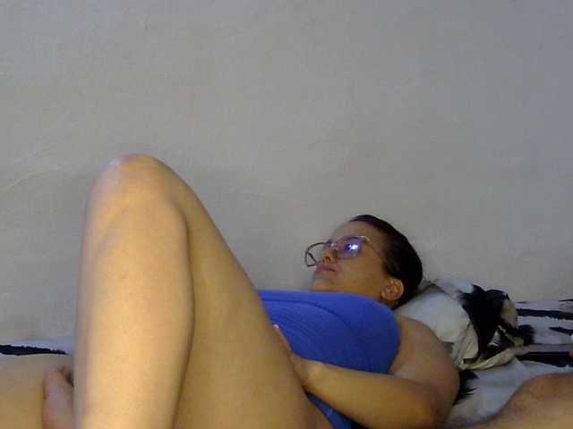 Sassylovers live cam on BongaCams
