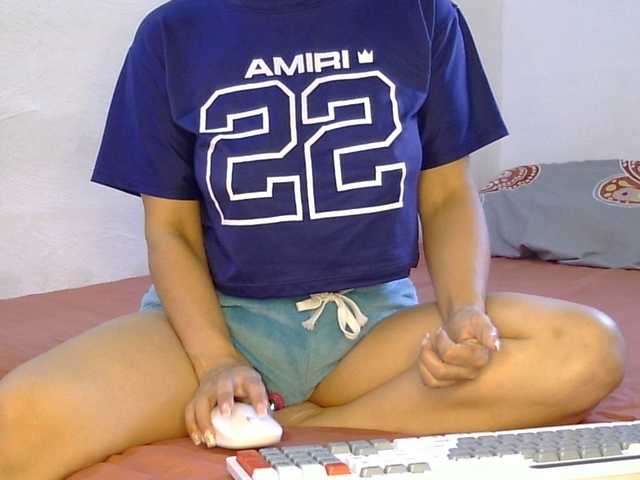 Sassylovers live cam on BongaCams
