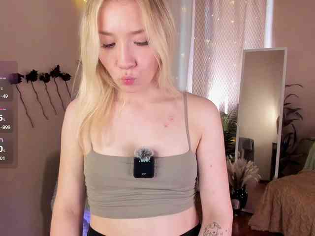 Nina-da Live Webcam on BongaCams