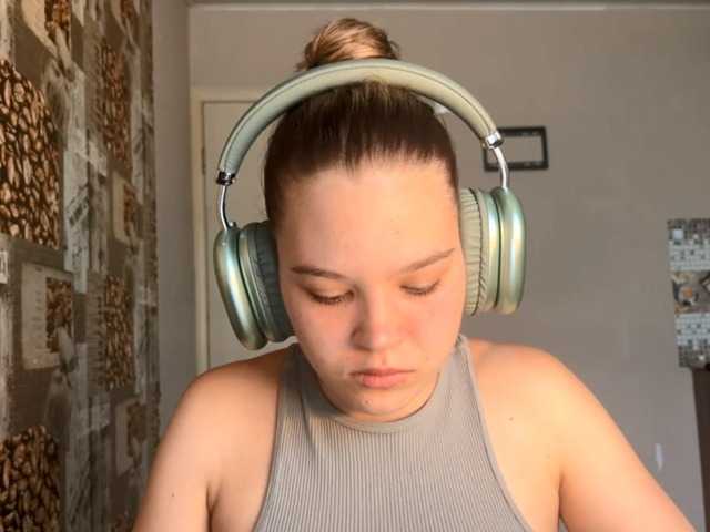 DaniMcgorry live cam on BongaCams