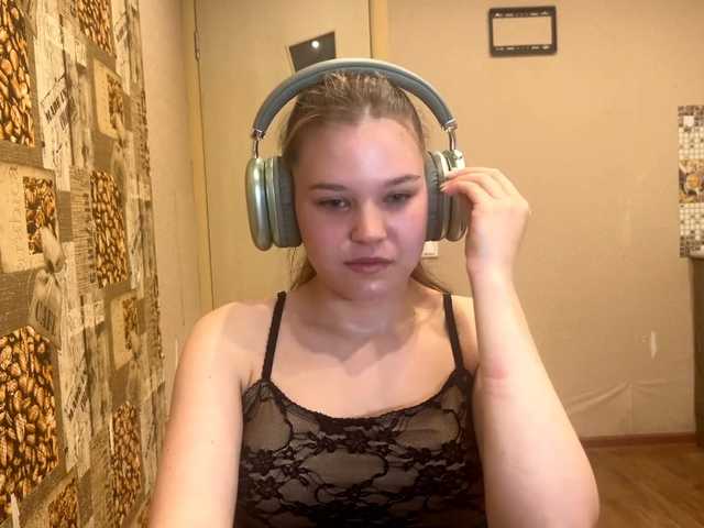 DaniMcgorry live cam on BongaCams