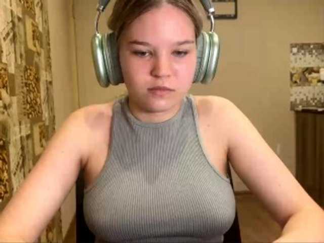 DaniMcgorry live cam on BongaCams