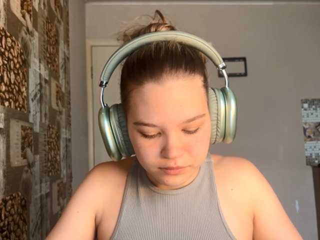 DaniMcgorry live cam on BongaCams