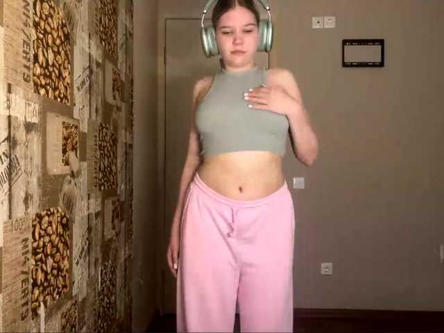 DaniMcgorry live cam on BongaCams