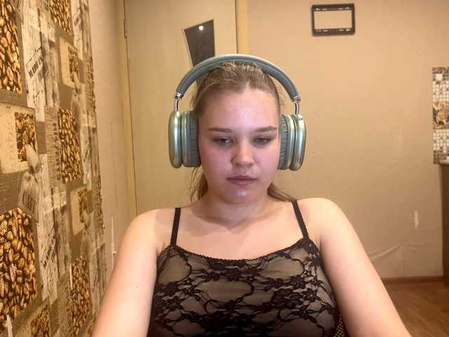 DaniMcgorry live cam on BongaCams