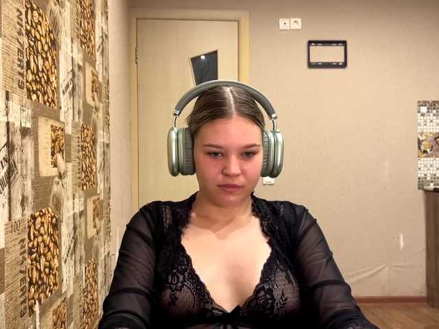 DaniMcgorry live cam on BongaCams