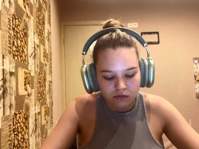 DaniMcgorry live cam on BongaCams