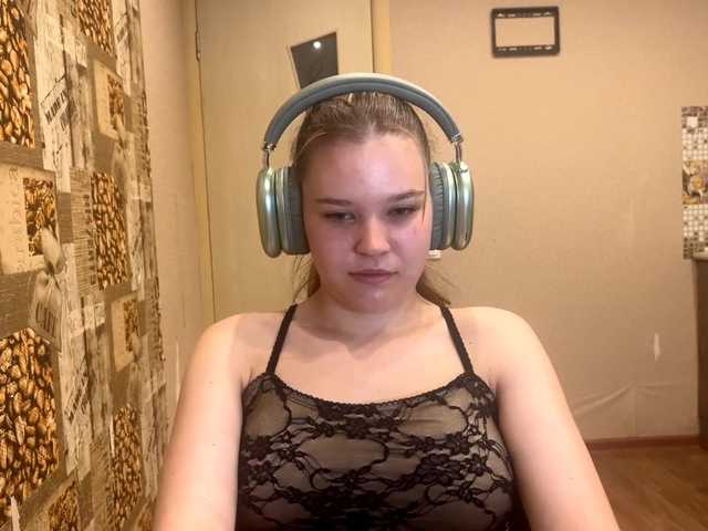 DaniMcgorry live cam on BongaCams