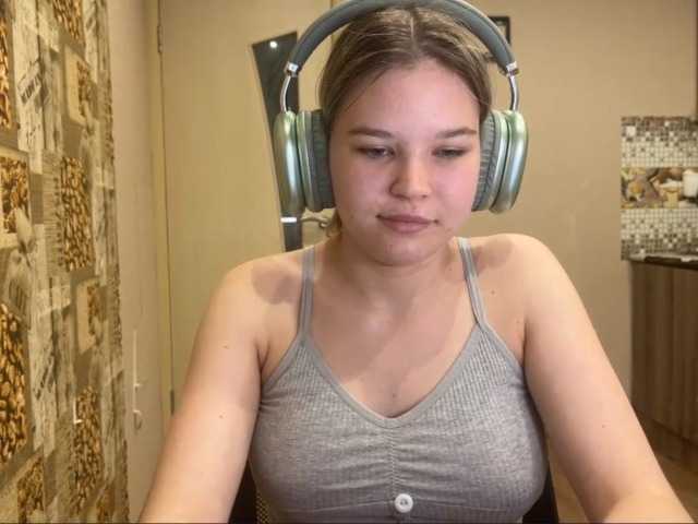 DaniMcgorry live cam on BongaCams