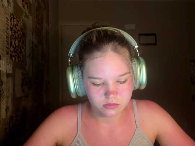 DaniMcgorry live cam on BongaCams