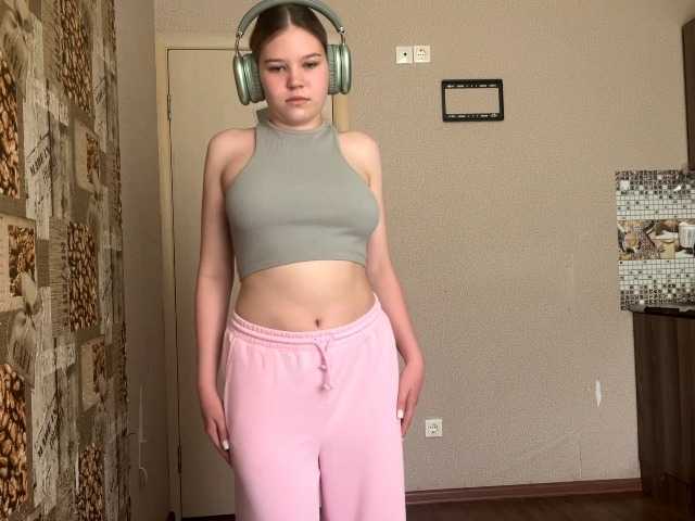 DaniMcgorry live cam on BongaCams