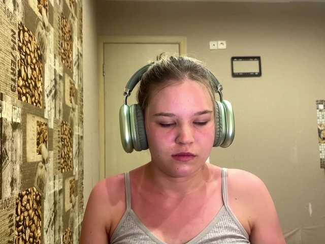 DaniMcgorry live cam on BongaCams