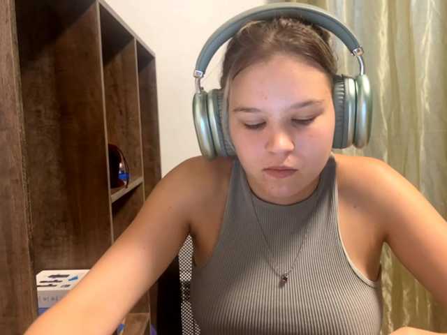 DaniMcgorry live cam on BongaCams