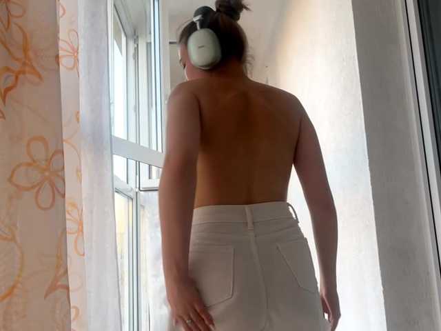 DaniMcgorry live cam on BongaCams