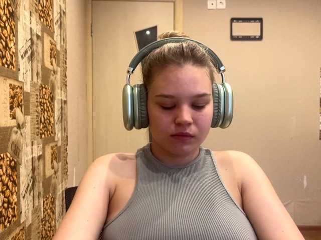 DaniMcgorry live cam on BongaCams