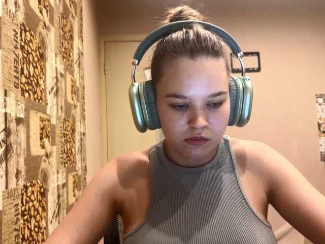 DaniMcgorry live cam on BongaCams