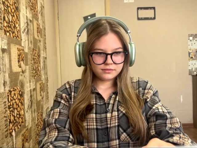 DaniMcgorry live cam on BongaCams