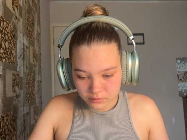 DaniMcgorry live cam on BongaCams