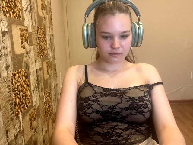 DaniMcgorry live cam on BongaCams