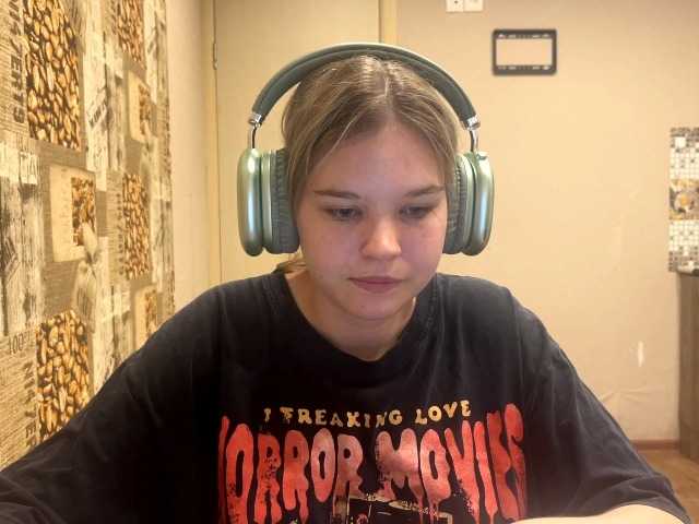 DaniMcgorry live cam on BongaCams