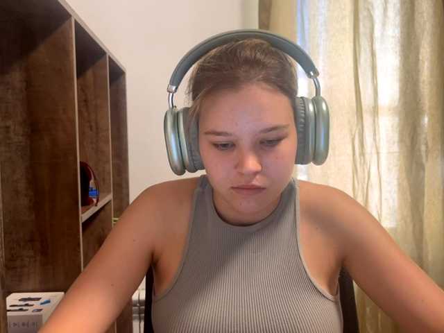 DaniMcgorry live cam on BongaCams