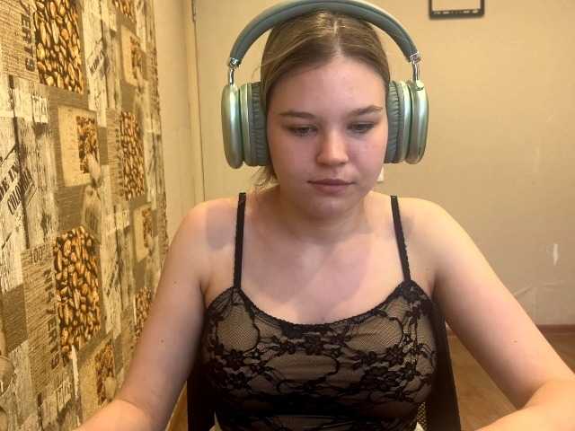 DaniMcgorry live cam on BongaCams
