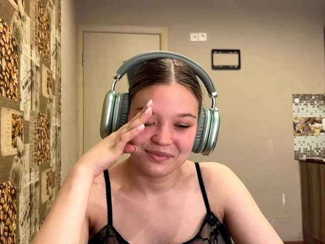 DaniMcgorry live cam on BongaCams