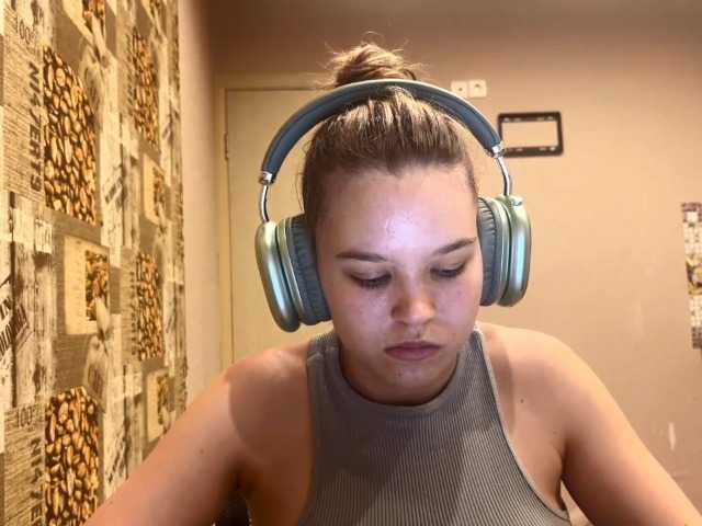 DaniMcgorry live cam on BongaCams