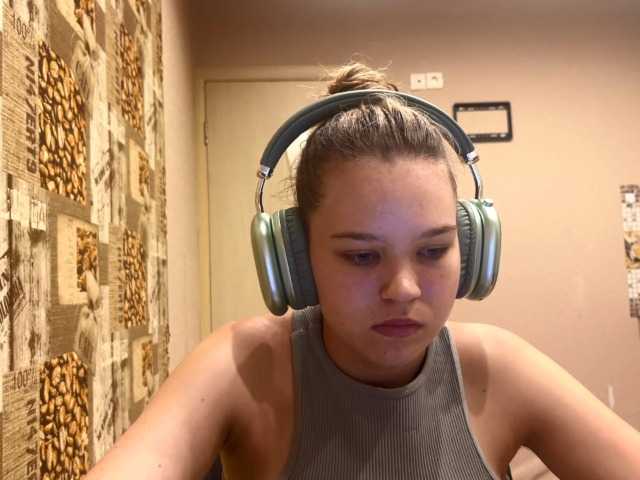 DaniMcgorry live cam on BongaCams