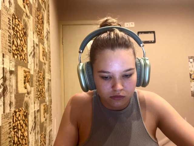 DaniMcgorry live cam on BongaCams