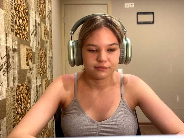 DaniMcgorry live cam on BongaCams