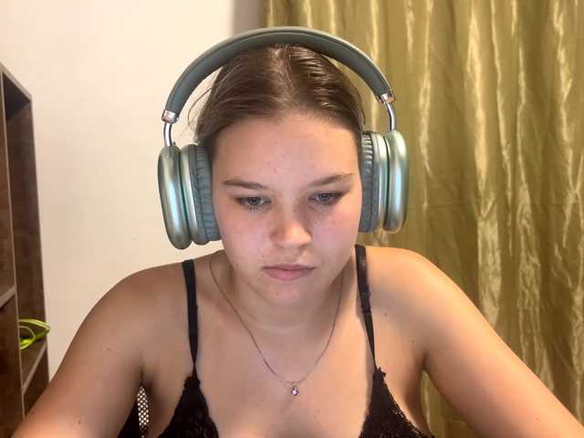 DaniMcgorry live cam on BongaCams